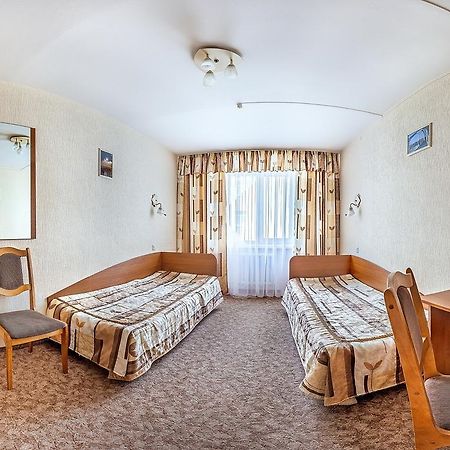 Sozh Hotel Gomel Exterior photo