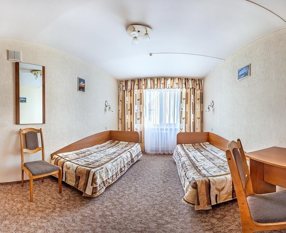 Sozh Hotel Gomel Exterior photo