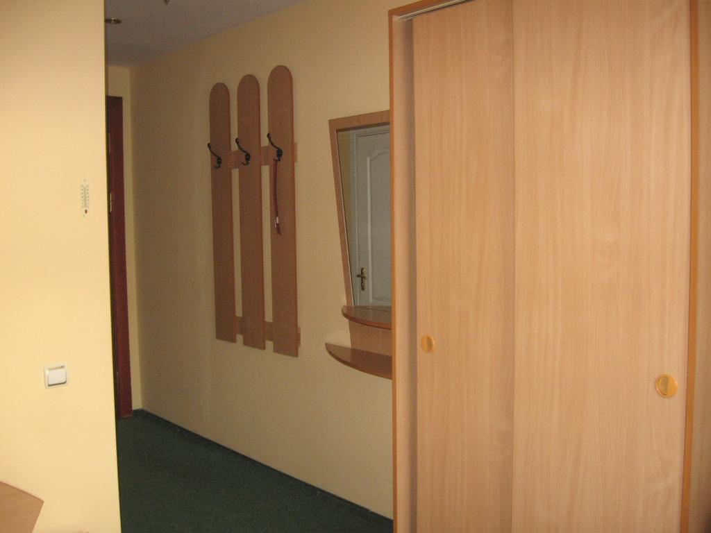 Sozh Hotel Gomel Room photo